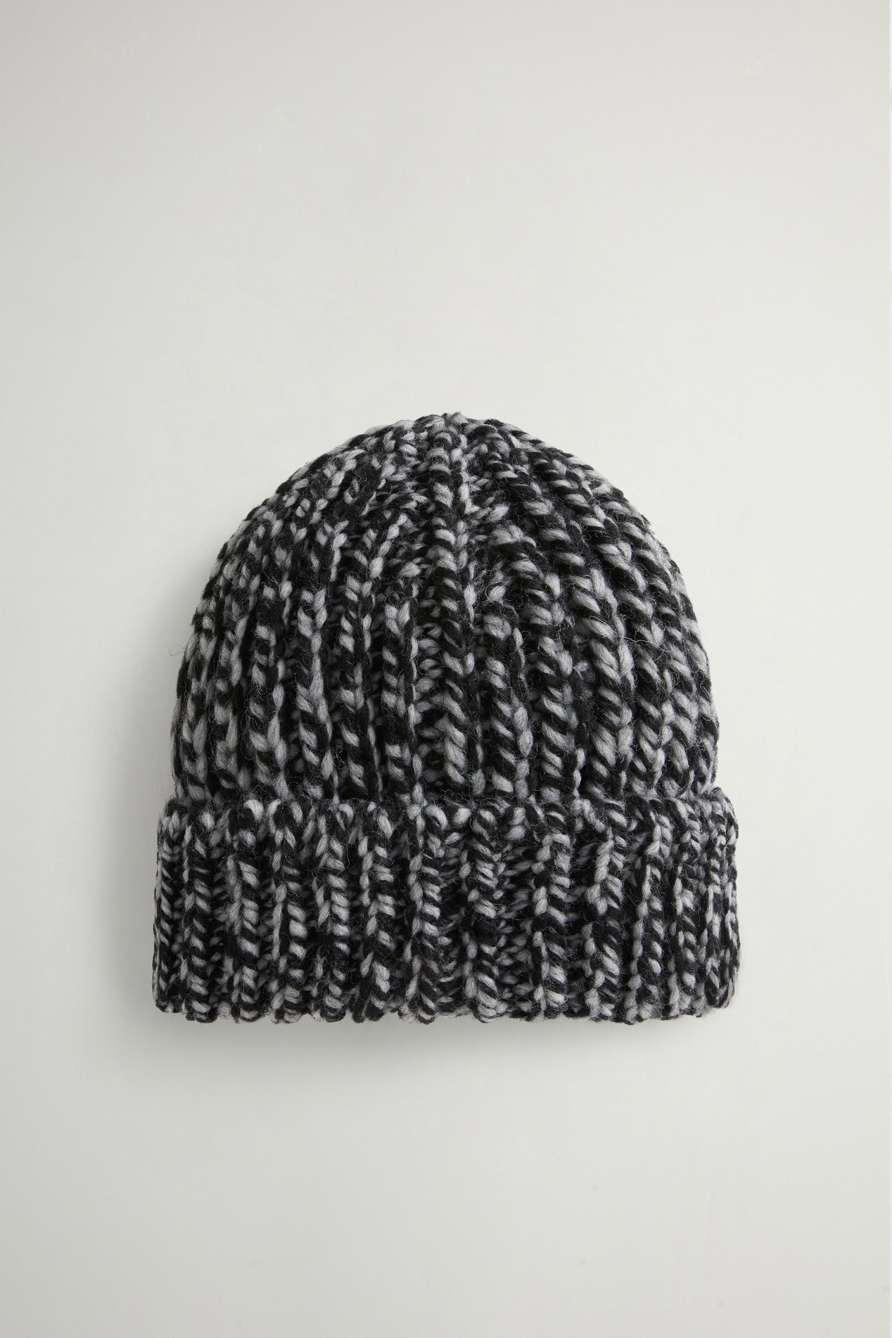 Chunky Beanie in Mouliné Alpaca and Wool Blend Black photo 3 | Woolrich