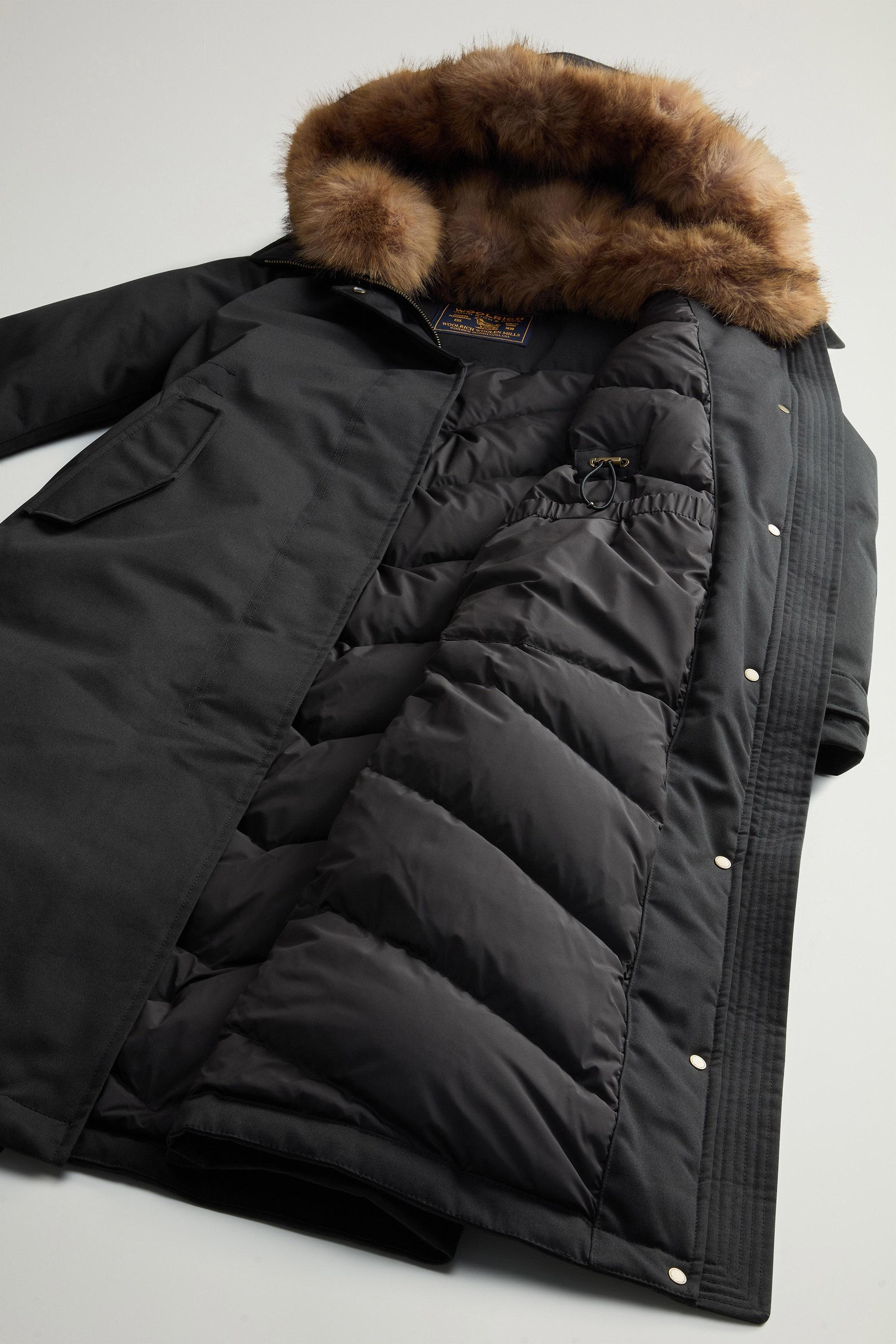 Long Padded Parka in Best Cotton Black photo 10 | Woolrich