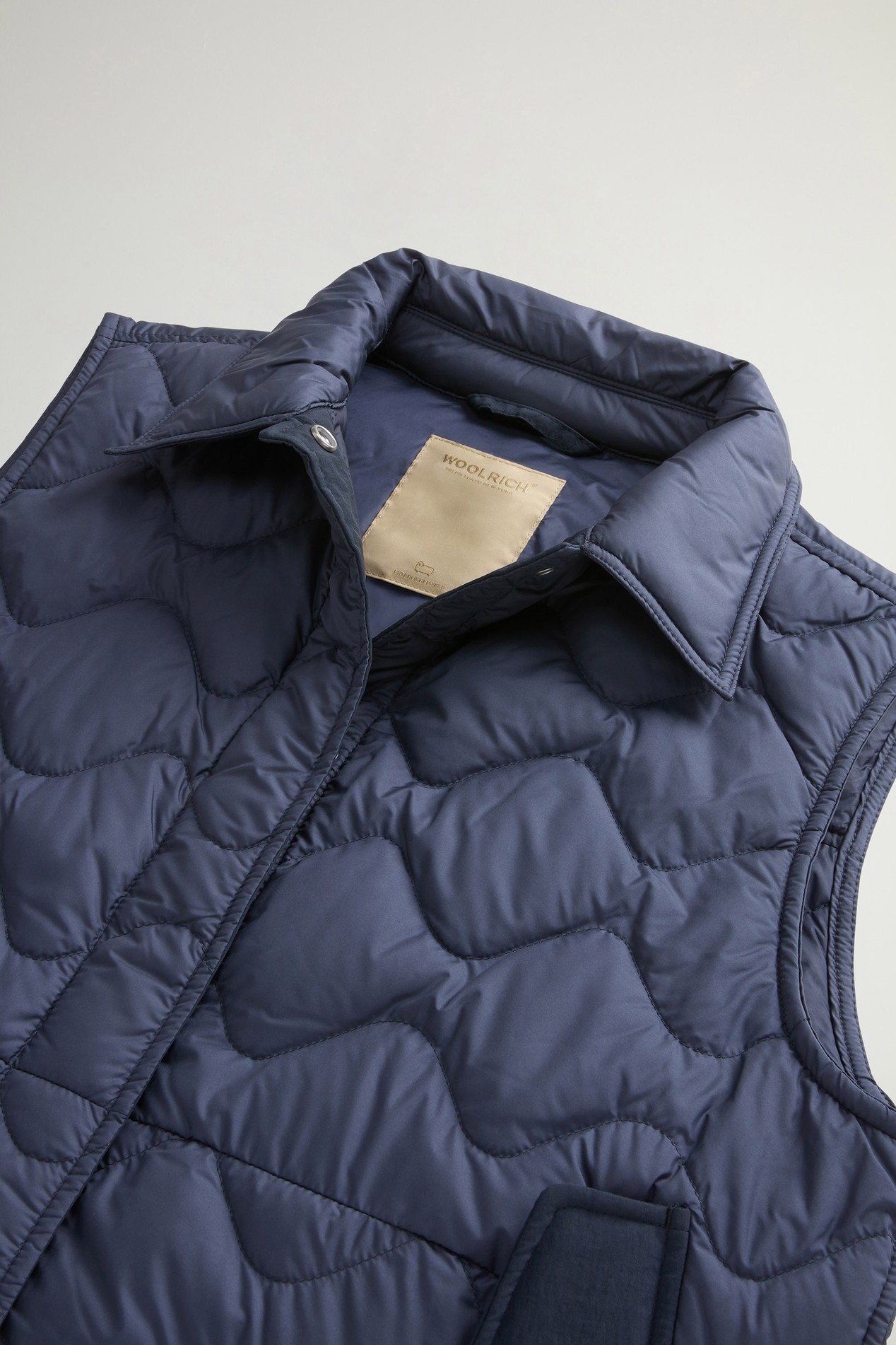 Quilted Microfiber Heritage Vest Blue photo 6 | Woolrich