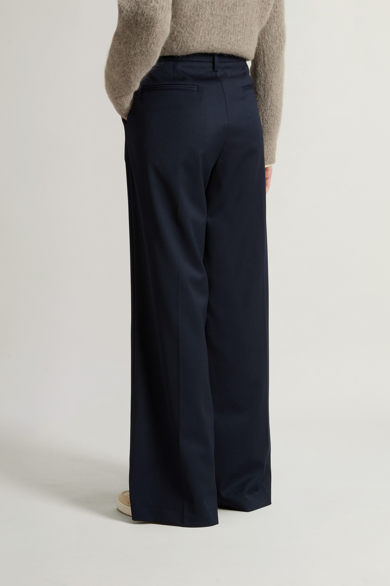 Wide-Leg Pants in Wool Blend Blue photo 2 | Woolrich