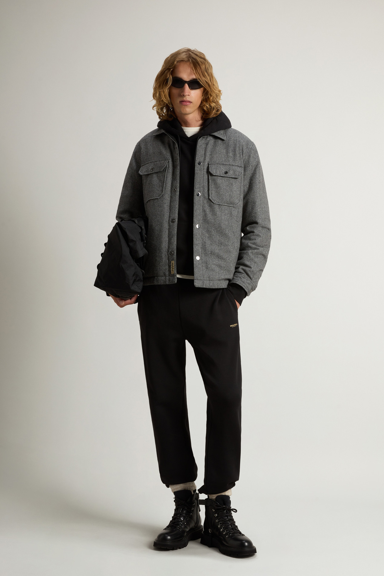 Alaskan Check Overshirt in Recycled Italian Wool Blend Gray photo 2 | Woolrich