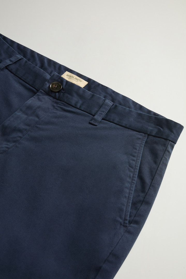 Garment-Dyed Stretch Cotton Twill Chinos Blue photo 3 | Woolrich