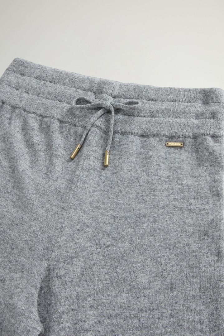 Wide-Leg Pants in Virgin Wool and Cashmere Blend Gray photo 4 | Woolrich