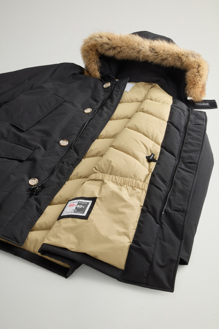 Arctic Parka aus Ramar Cloth mit abnehmbarem Pelzbesatz Schwarz photo 8 | Woolrich