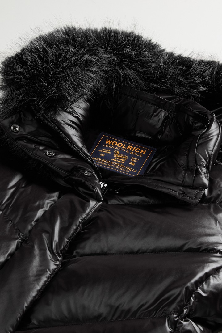 LIQUID NYLON FUR PARKA Black photo 6 | Woolrich