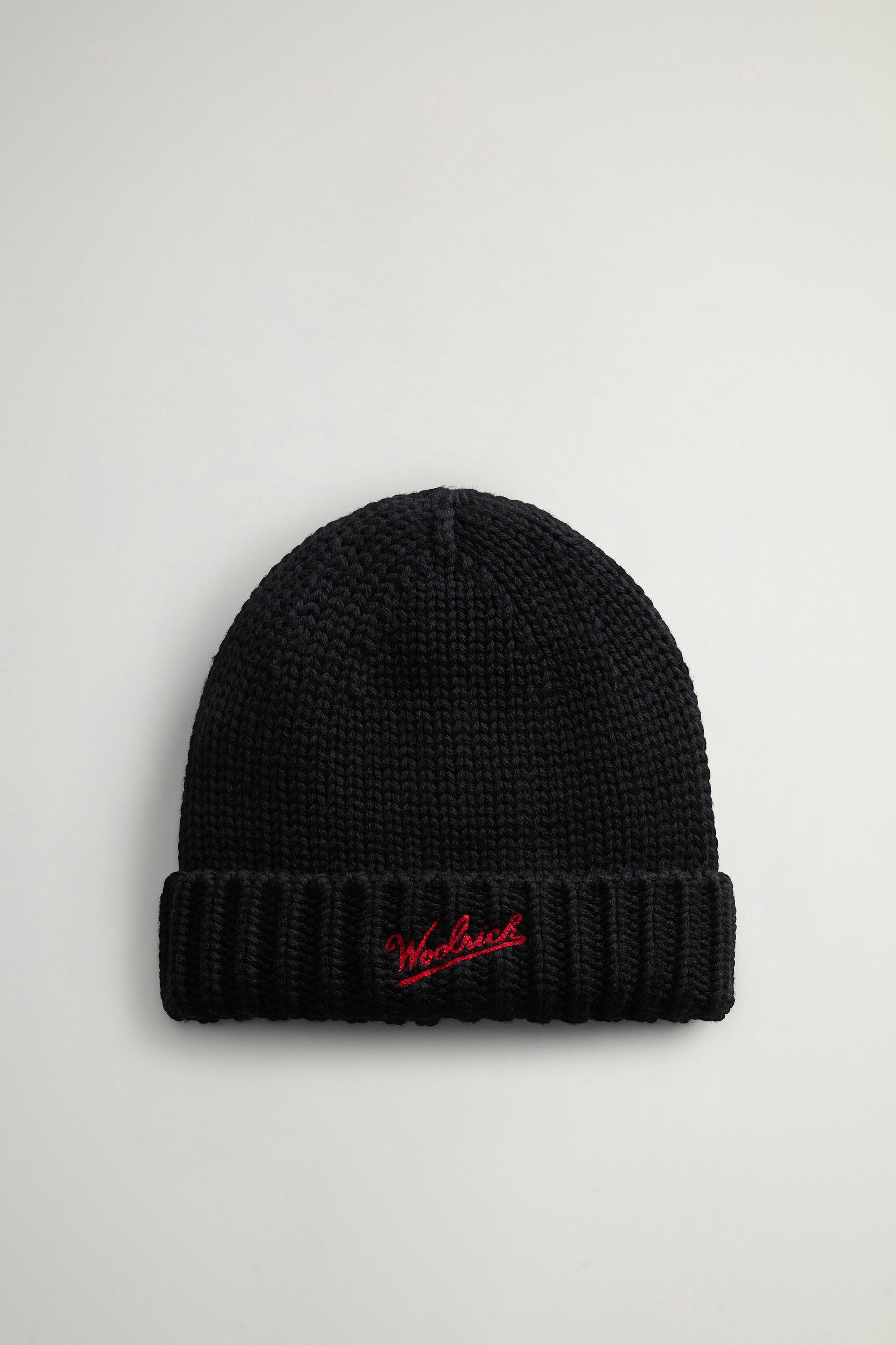 Boys' Beanie in Pure Merino Virgin Wool with Logo Black photo 1 | Woolrich