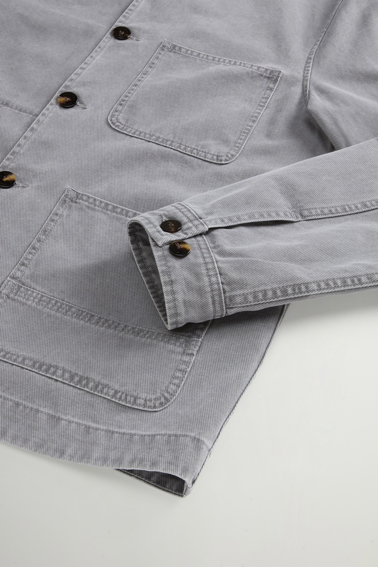 WASHED RESINE TWILL CHORE JACKET Gray photo 7 | Woolrich