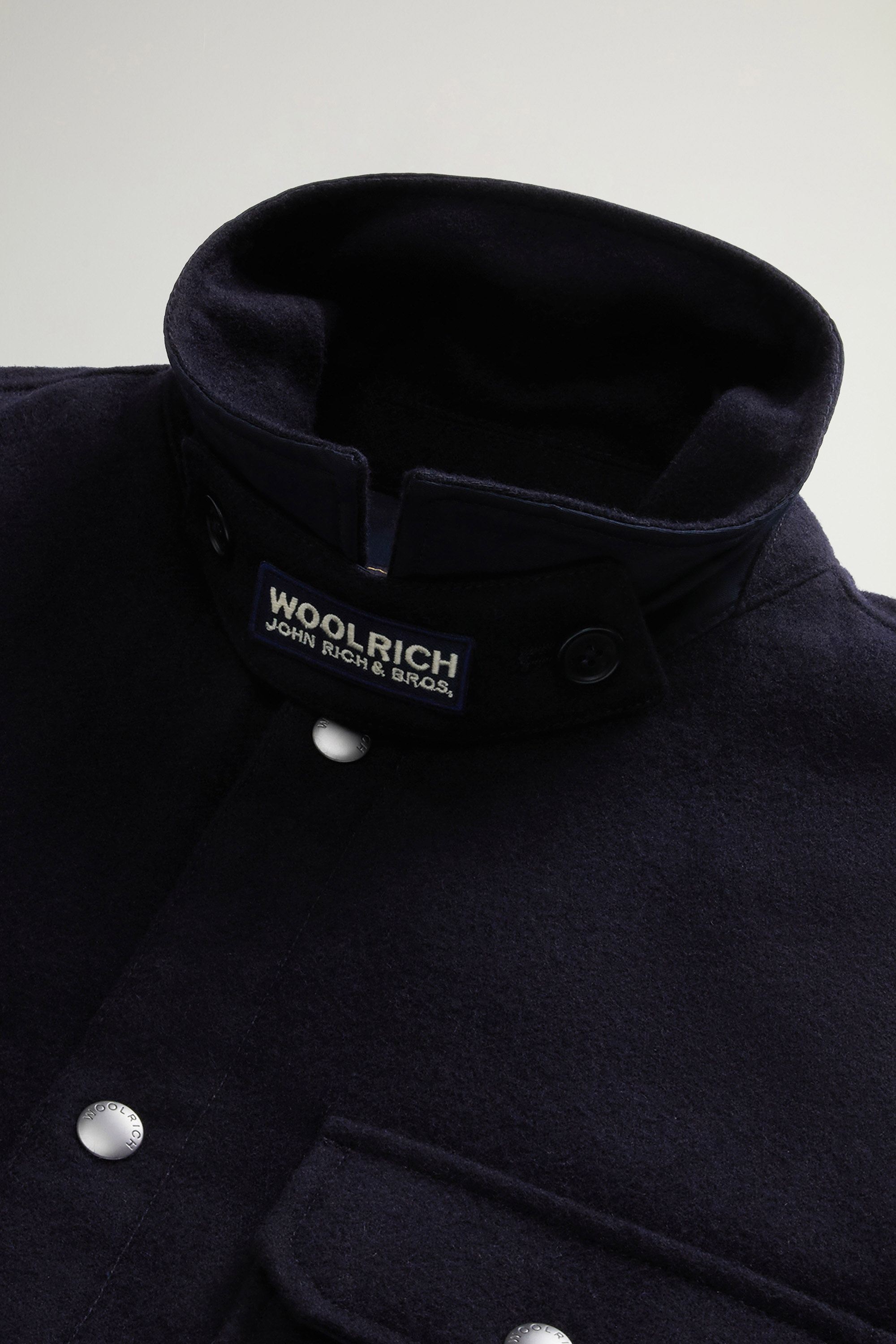 Surchemise Alaskan en laine italienne Melton mélangée recyclée Bleu photo 6 | Woolrich