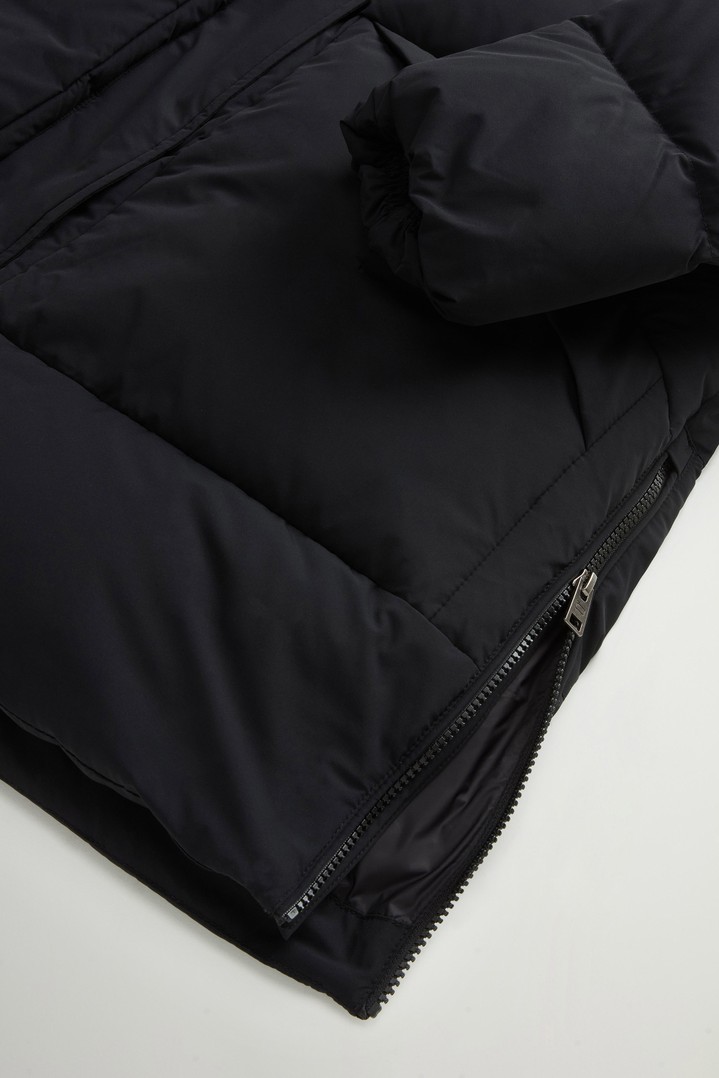 Quilted Madison Parka in Matte Stretch Nylon Black photo 7 | Woolrich