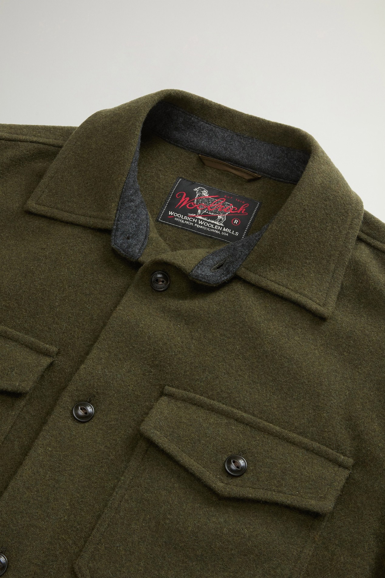 Ranger Overshirt in Recycled Italian Wool Blend Green photo 2 | Woolrich