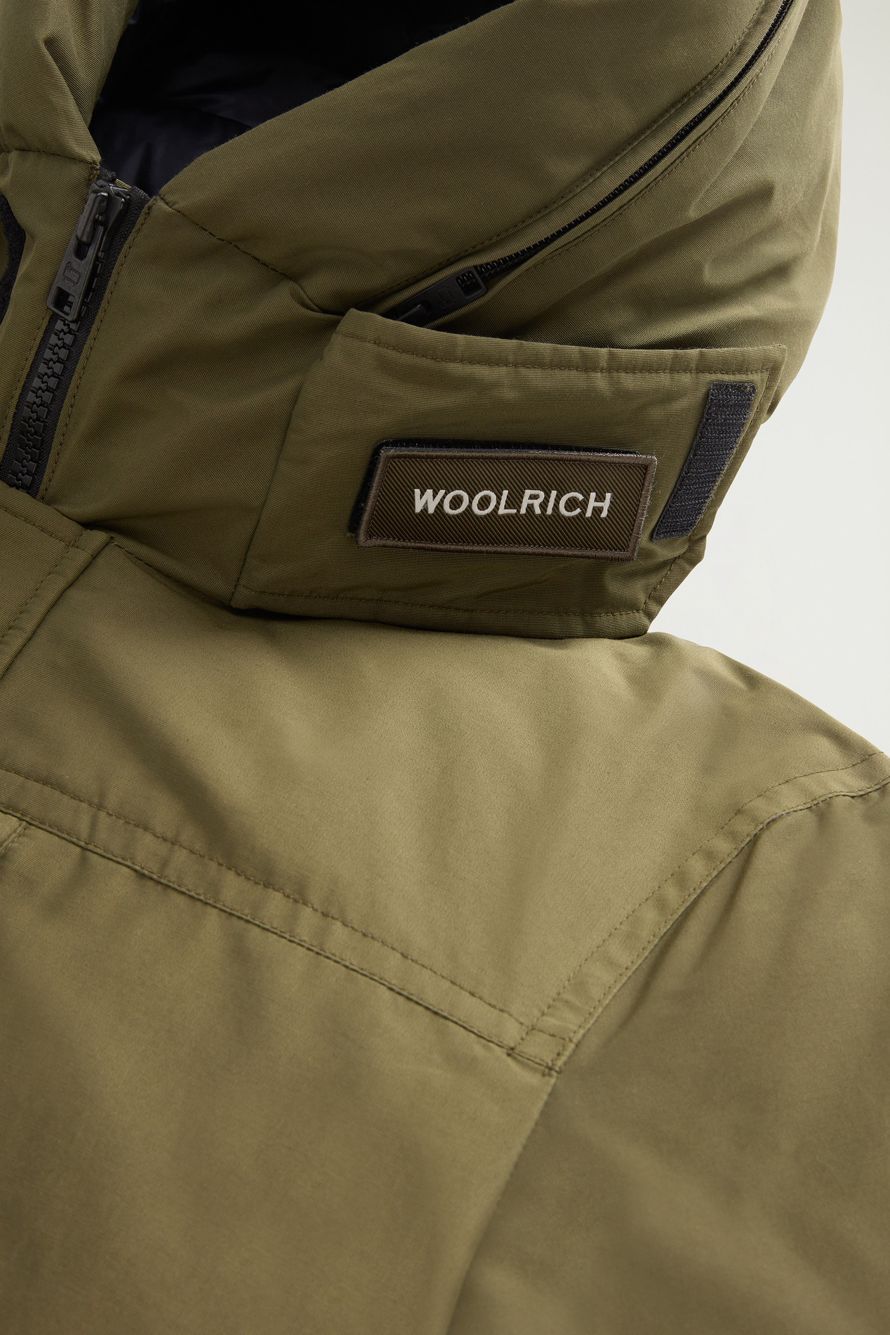 Ramar Cloth Bomber Jacket with Hood Green photo 4 | Woolrich