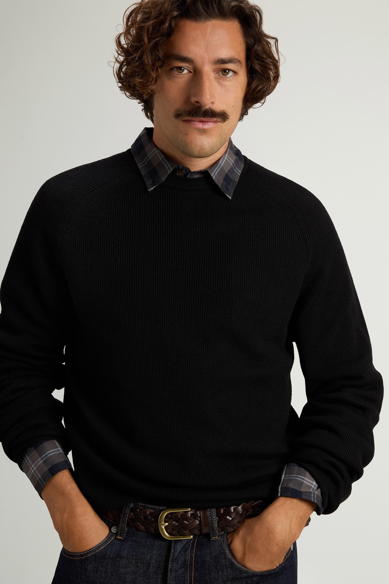 Pullover aus reiner Merino-Schurwolle mit Rundhalsausschnitt Schwarz photo 4 | Woolrich