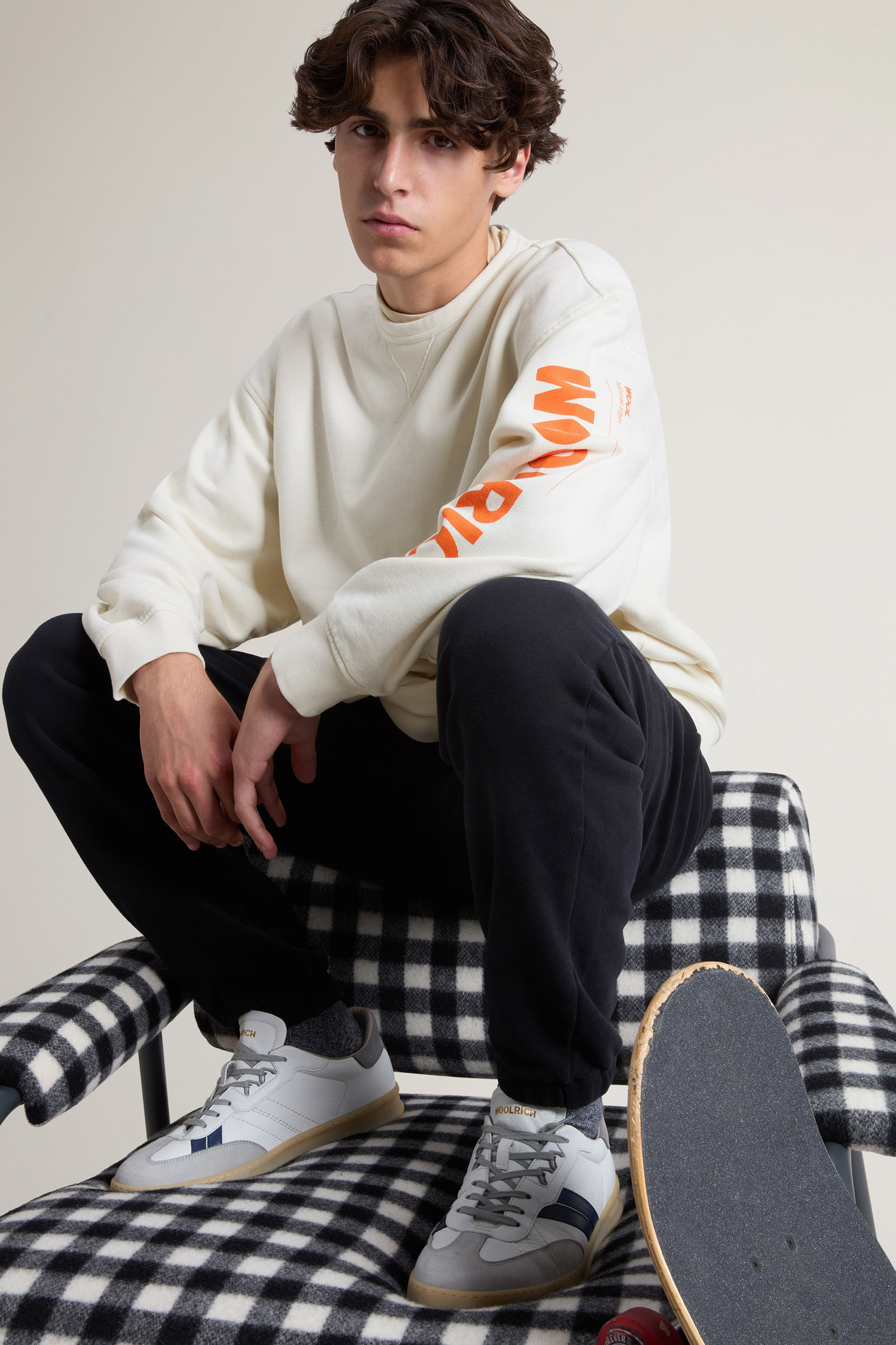 Teen Boys’ Crewneck Sweatshirt in Brushed Pure Cotton White photo 4 | Woolrich