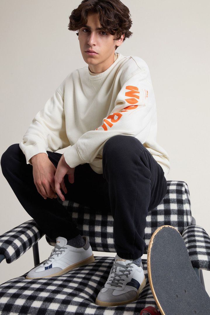 Teen Boys’ Crewneck Sweatshirt in Brushed Pure Cotton White photo 4 | Woolrich