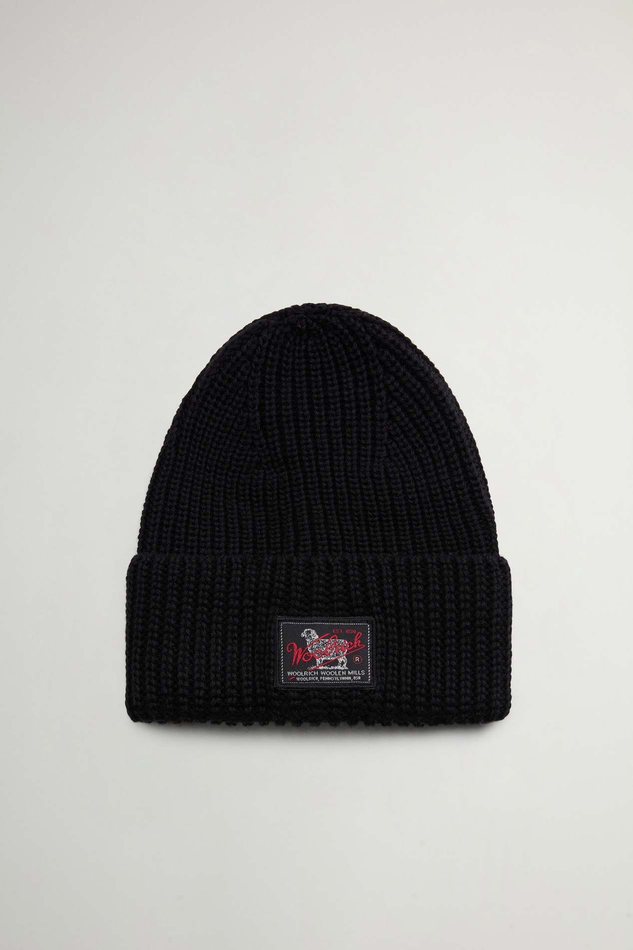 WM PATCH BEANIE Black photo 2 | Woolrich