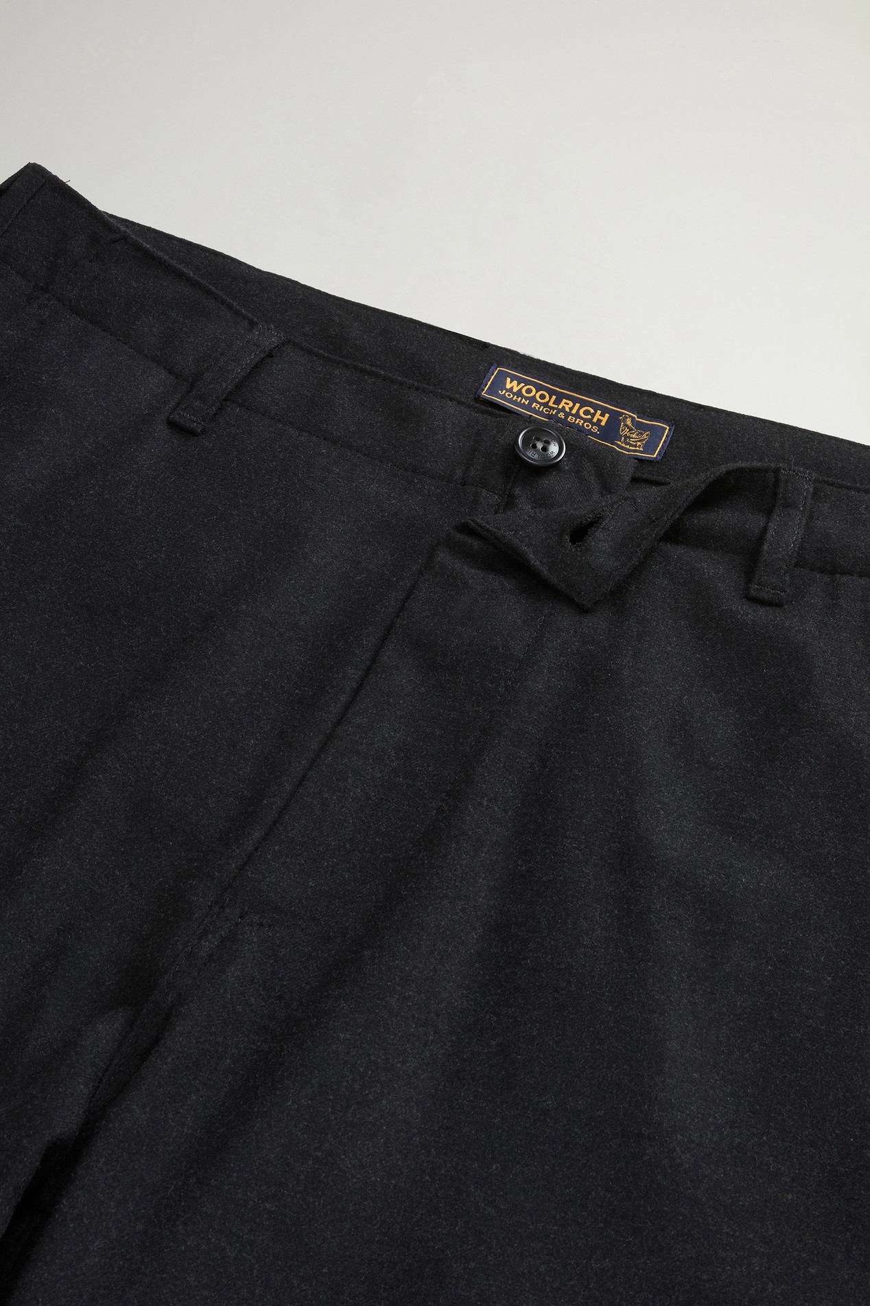 Chinohose aus Flanell aus einer recycelten Wollmischung Grau photo 2 | Woolrich