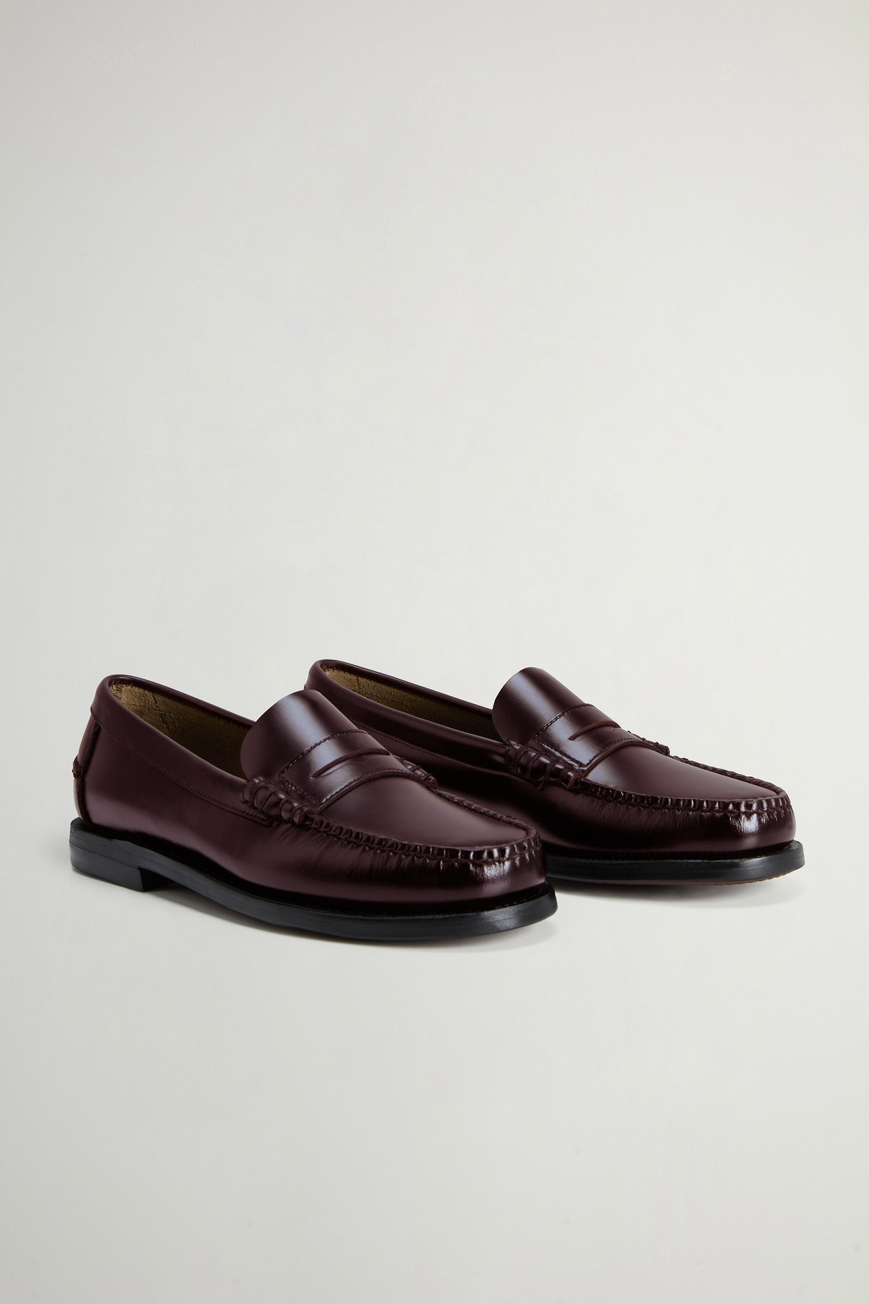 Sebago x Woolrich Classic Dan Loafers in Smooth Leather Brown photo 2 | Woolrich