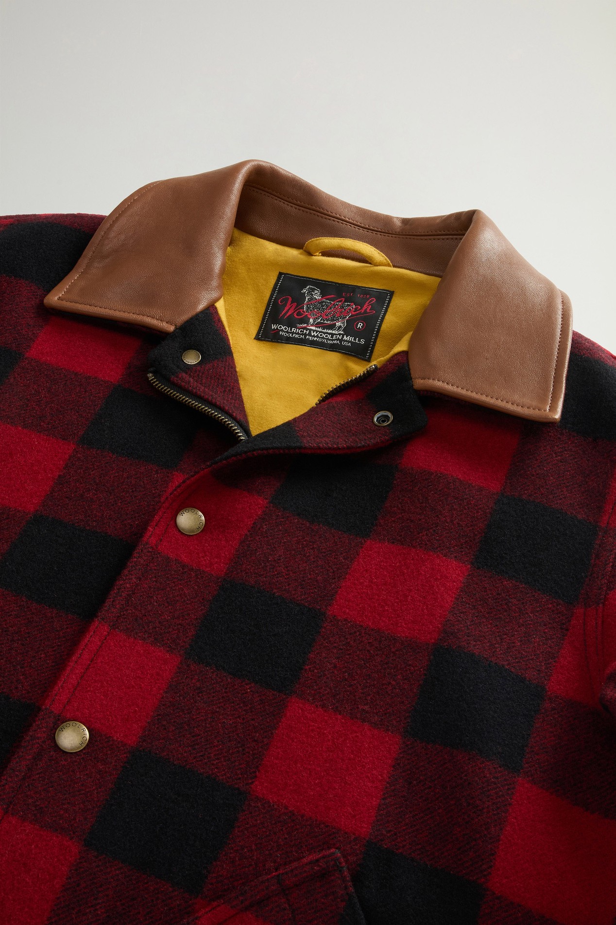 Manteau Barn à carreaux en laine mélangée Rouge photo 2 | Woolrich