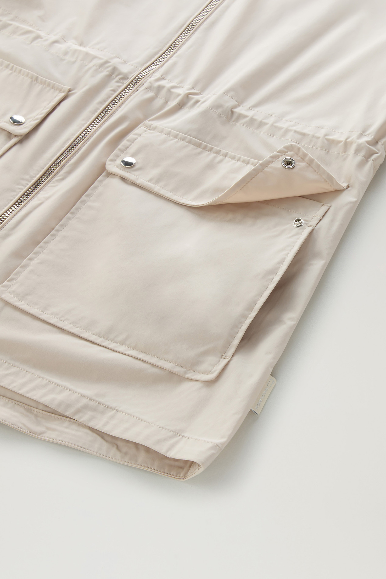 Summer Jacket in Urban Touch Beige photo 4 | Woolrich