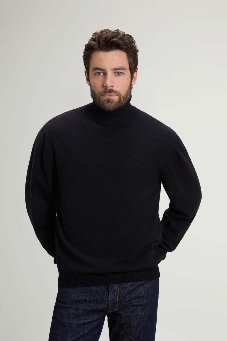 Pullover aus reiner Schurwolle mit hohem Kragen Schwarz photo 1 | Woolrich