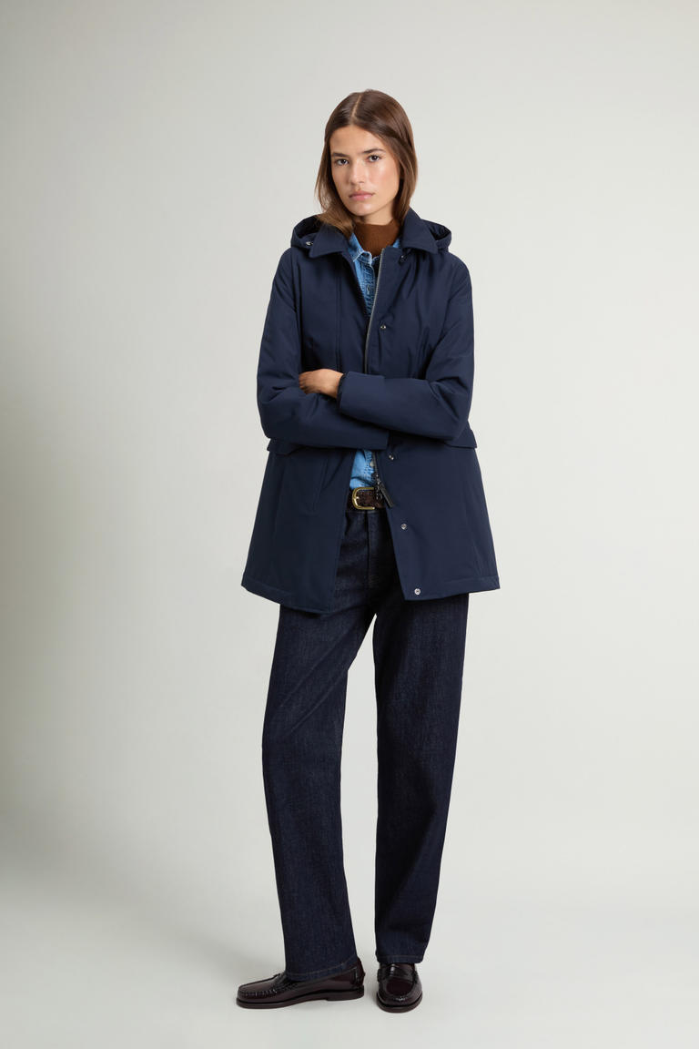 Mantel van Light Stretch met afneembare capuchon Blauw photo 1 | Woolrich