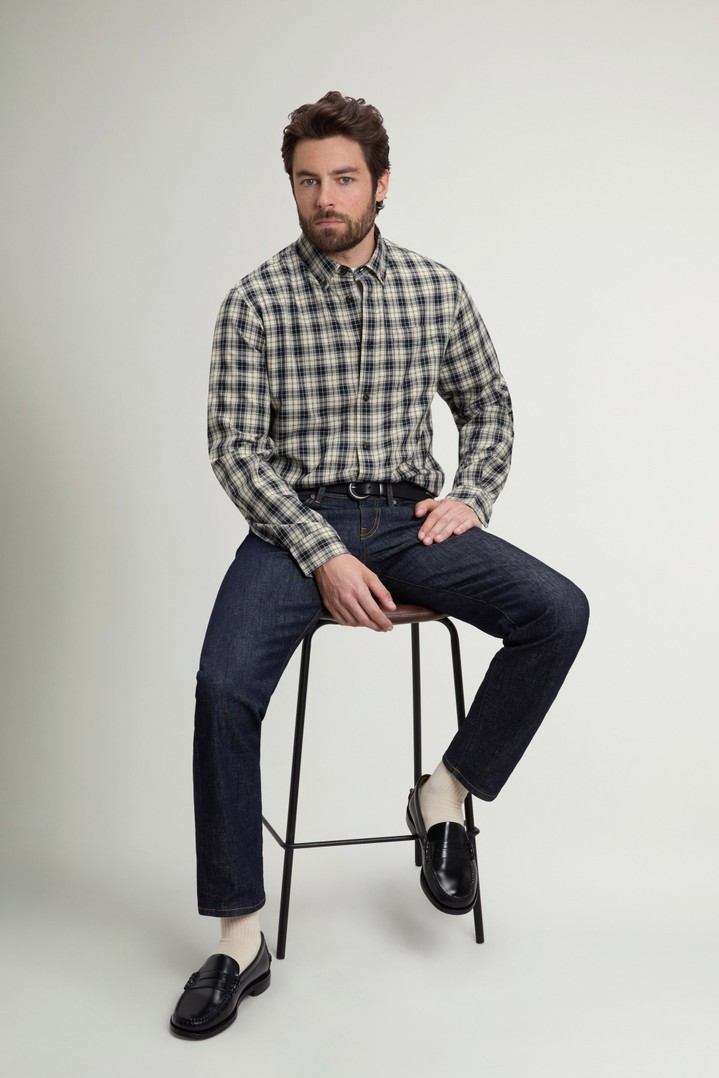 Button-Down Checked Shirt in Pure Cotton Flannel White photo 2 | Woolrich