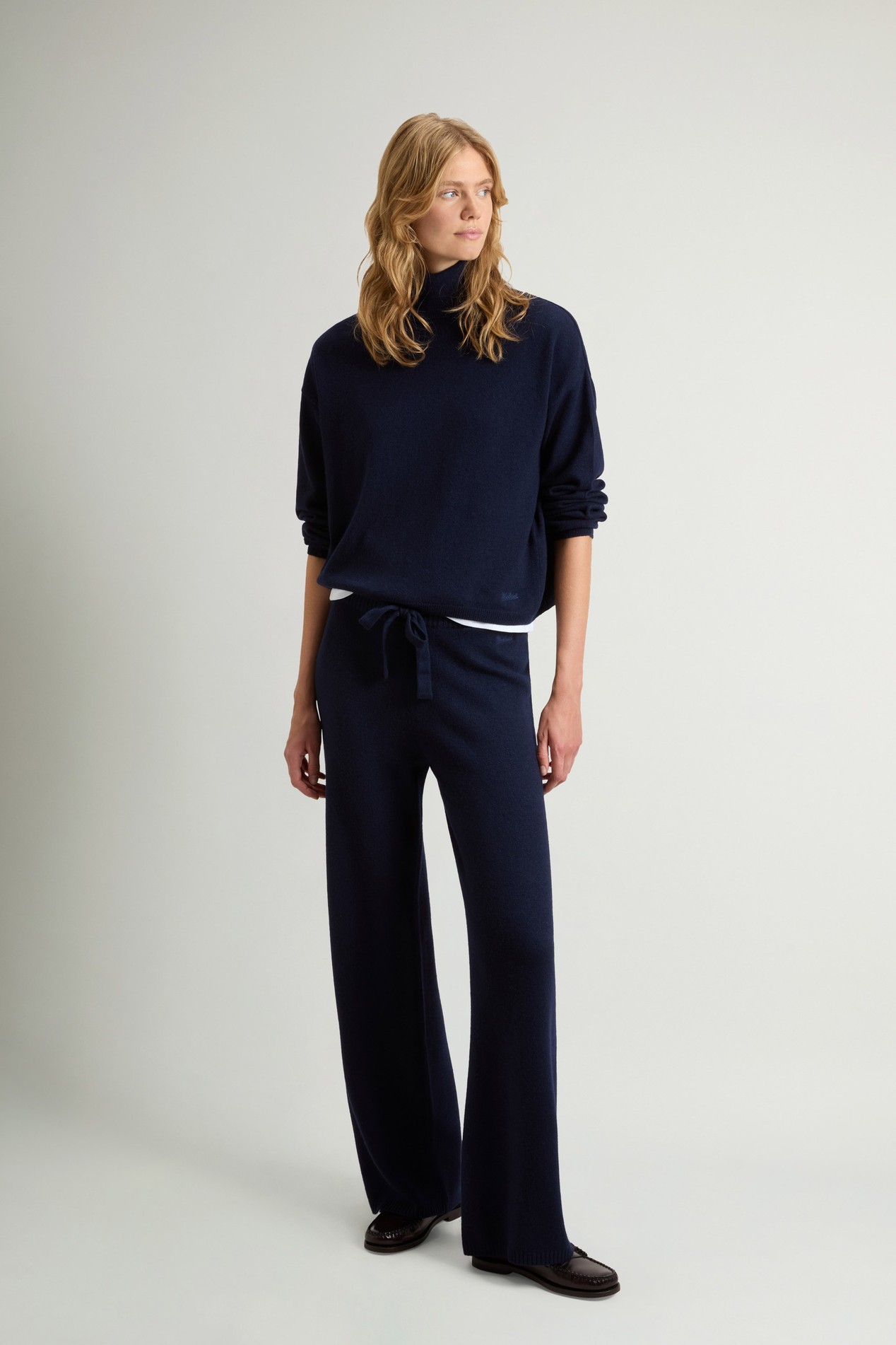 Sweater in Wool and Cashmere Blend Blue photo 2 | Woolrich