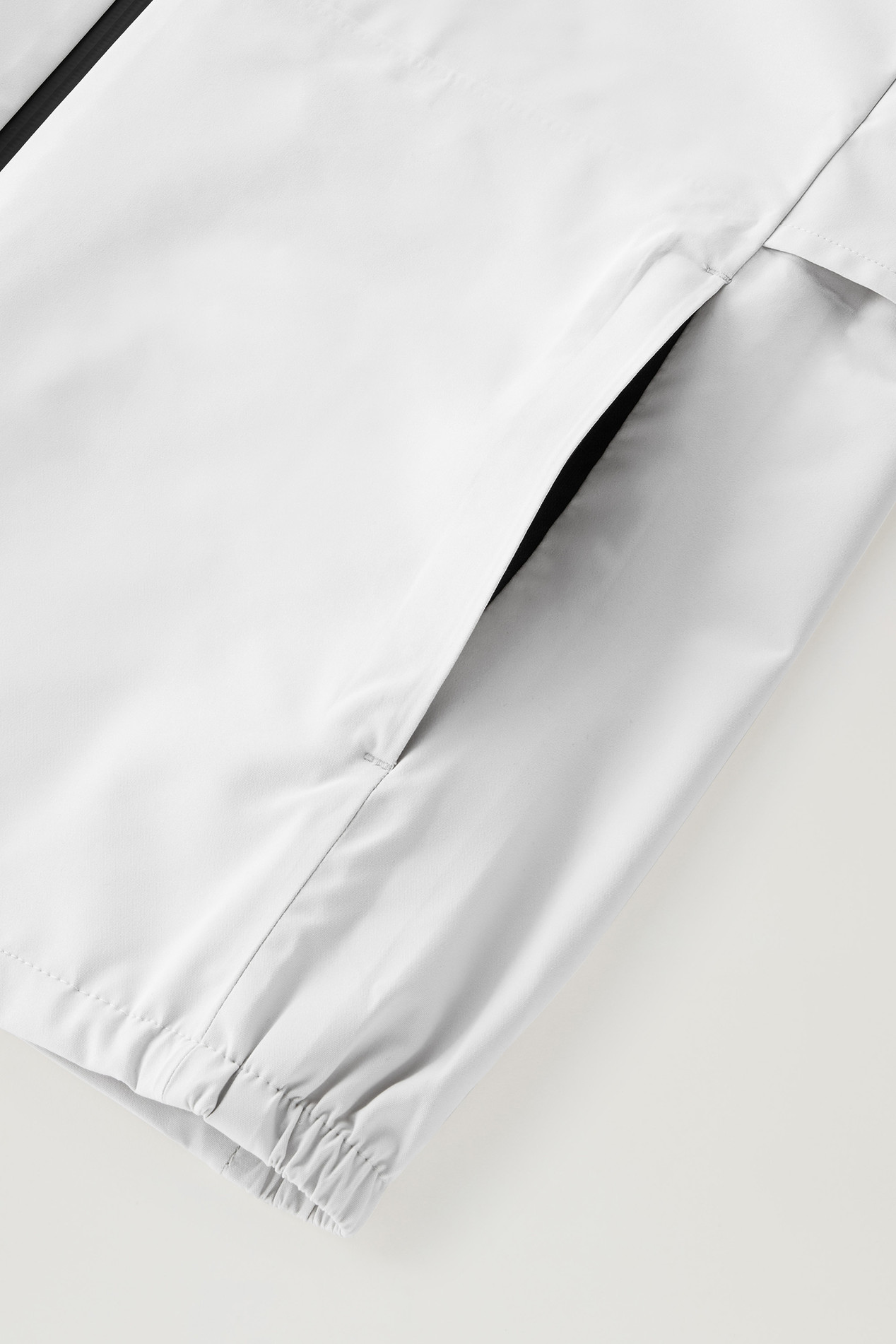 Waterproof Pacific Hooded Jacket White photo 5 | Woolrich