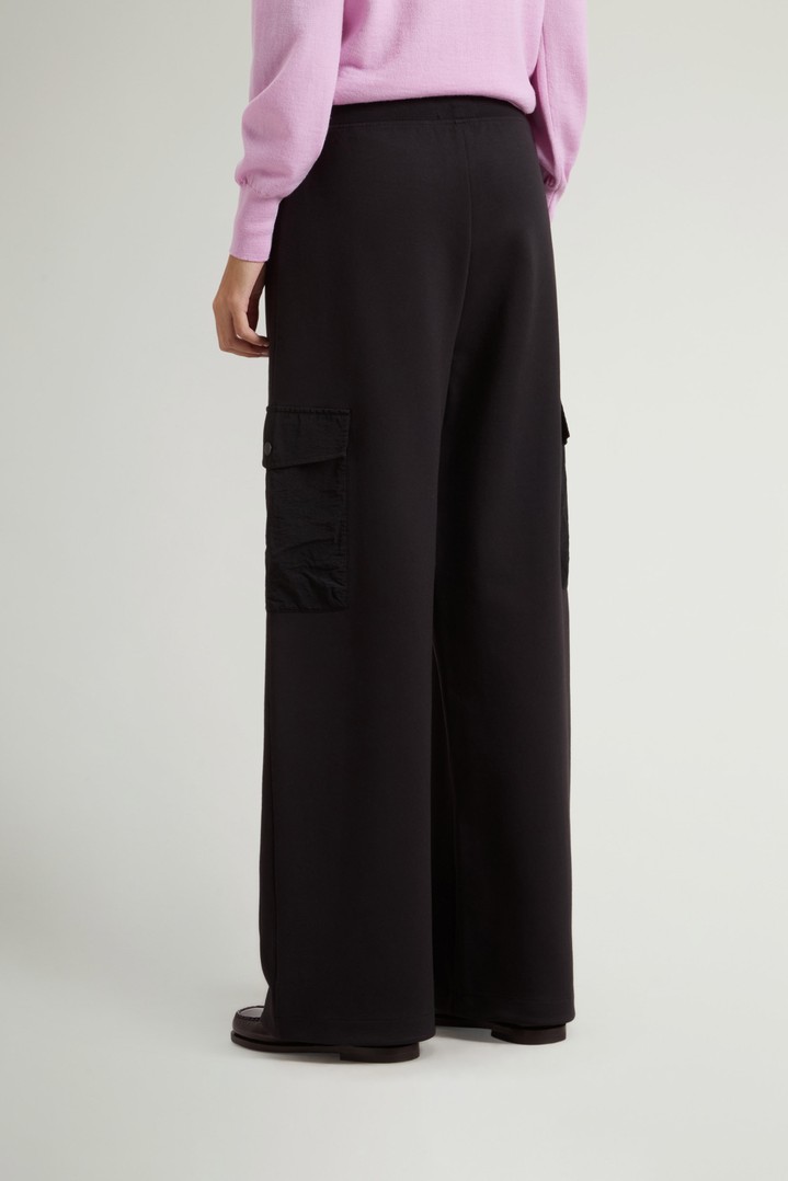 INTERLOCK SWEATPANTS Black photo 3 | Woolrich