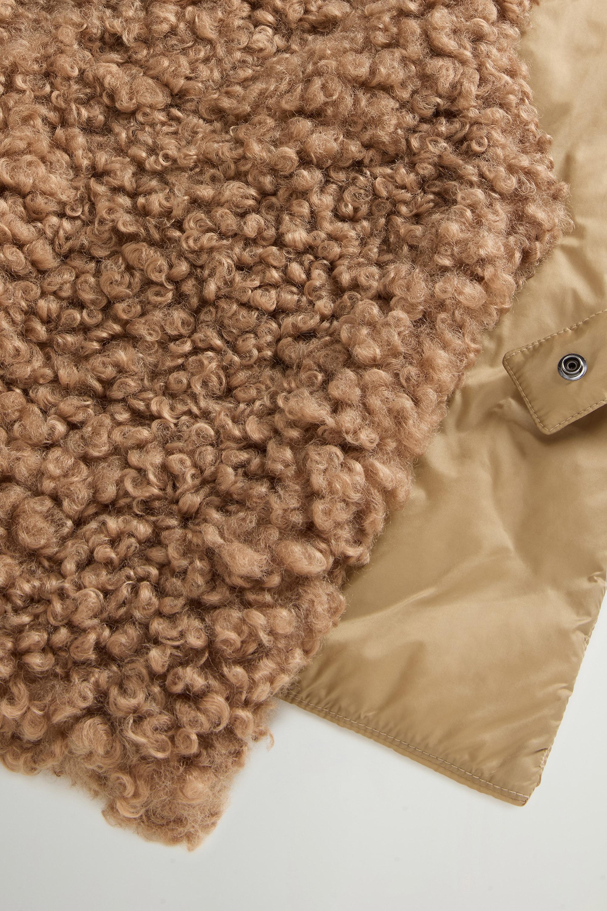 HYBRID CURLY VEST Beige photo 7 | Woolrich