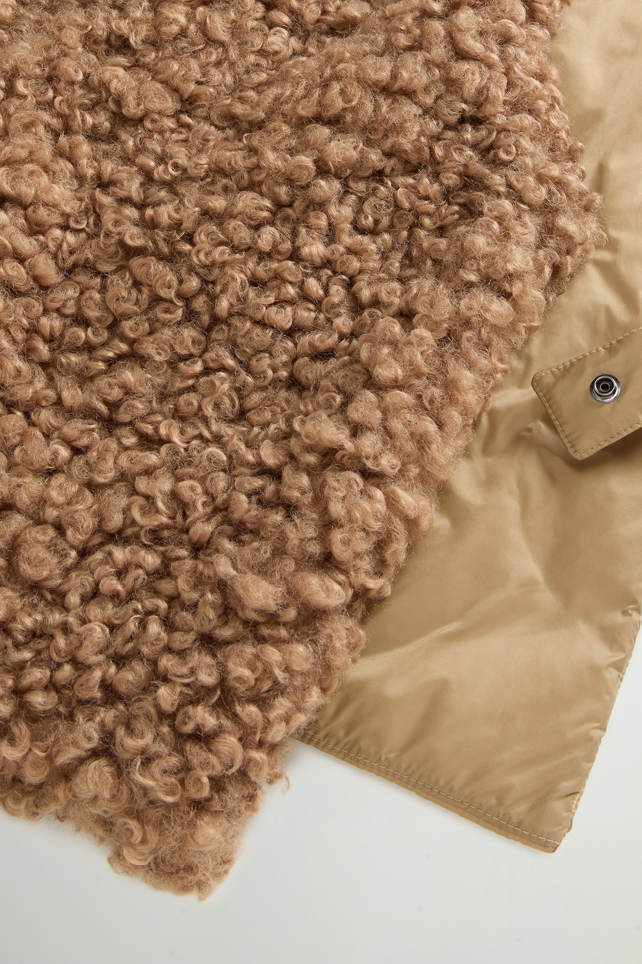 HYBRID CURLY VEST Beige photo 7 | Woolrich