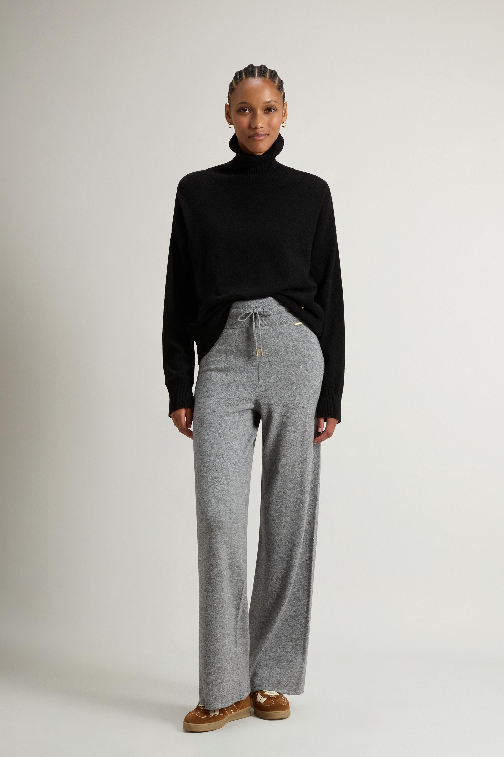 Wide-Leg Pants in Virgin Wool and Cashmere Blend Gray photo 1 | Woolrich