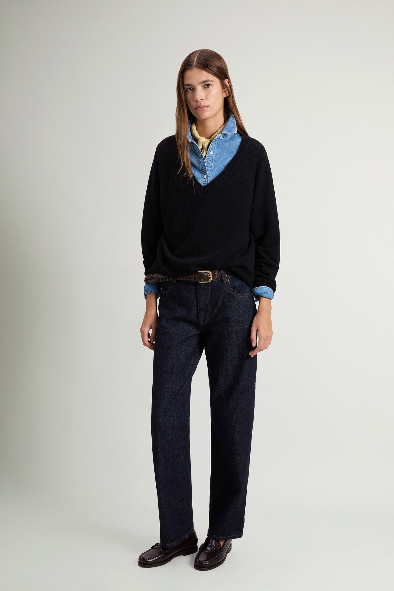 Sweater in Virgin Wool and Cashmere Black photo 2 | Woolrich