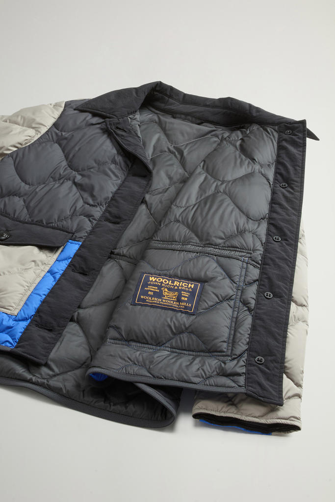 Quilted Microfiber Heritage Jacket Black photo 4 | Woolrich