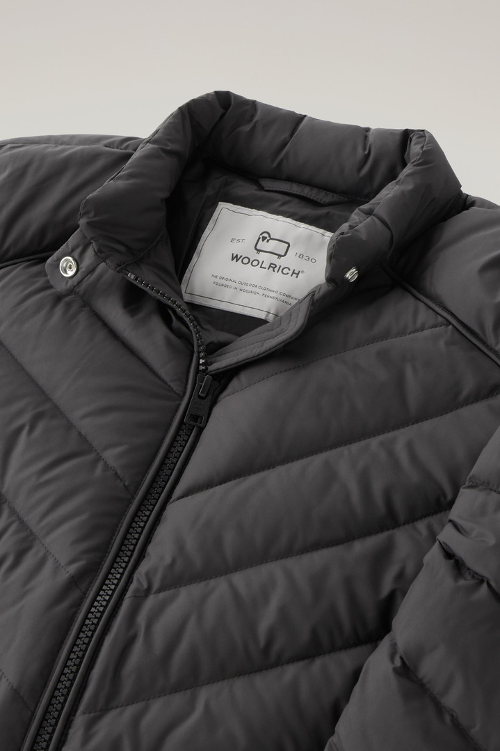 Short Padded Jacket with Chevron Quilting Black photo 2 | Woolrich