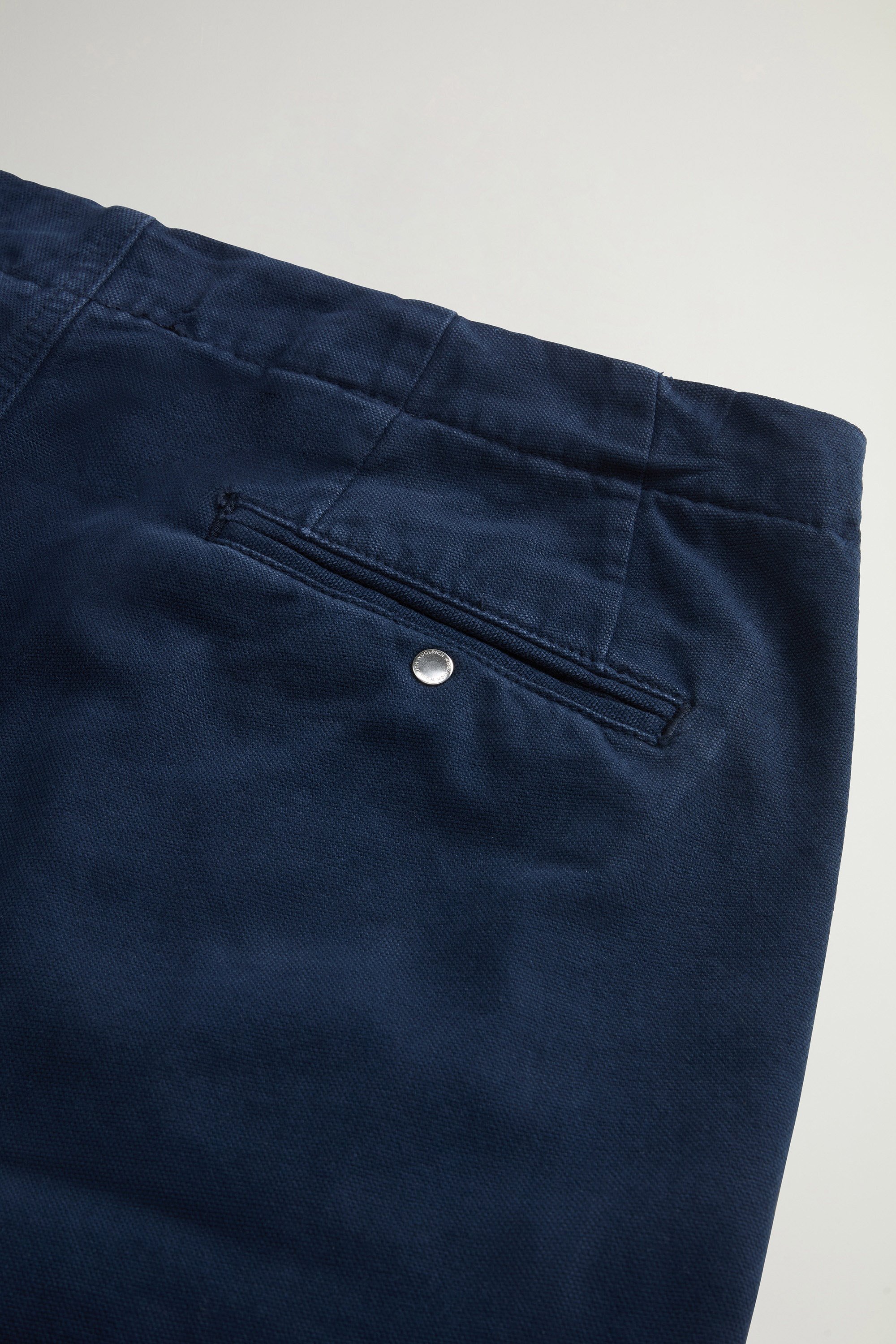 Stückgefärbte Hose aus Canvas aus reiner Baumwolle Blau photo 3 | Woolrich