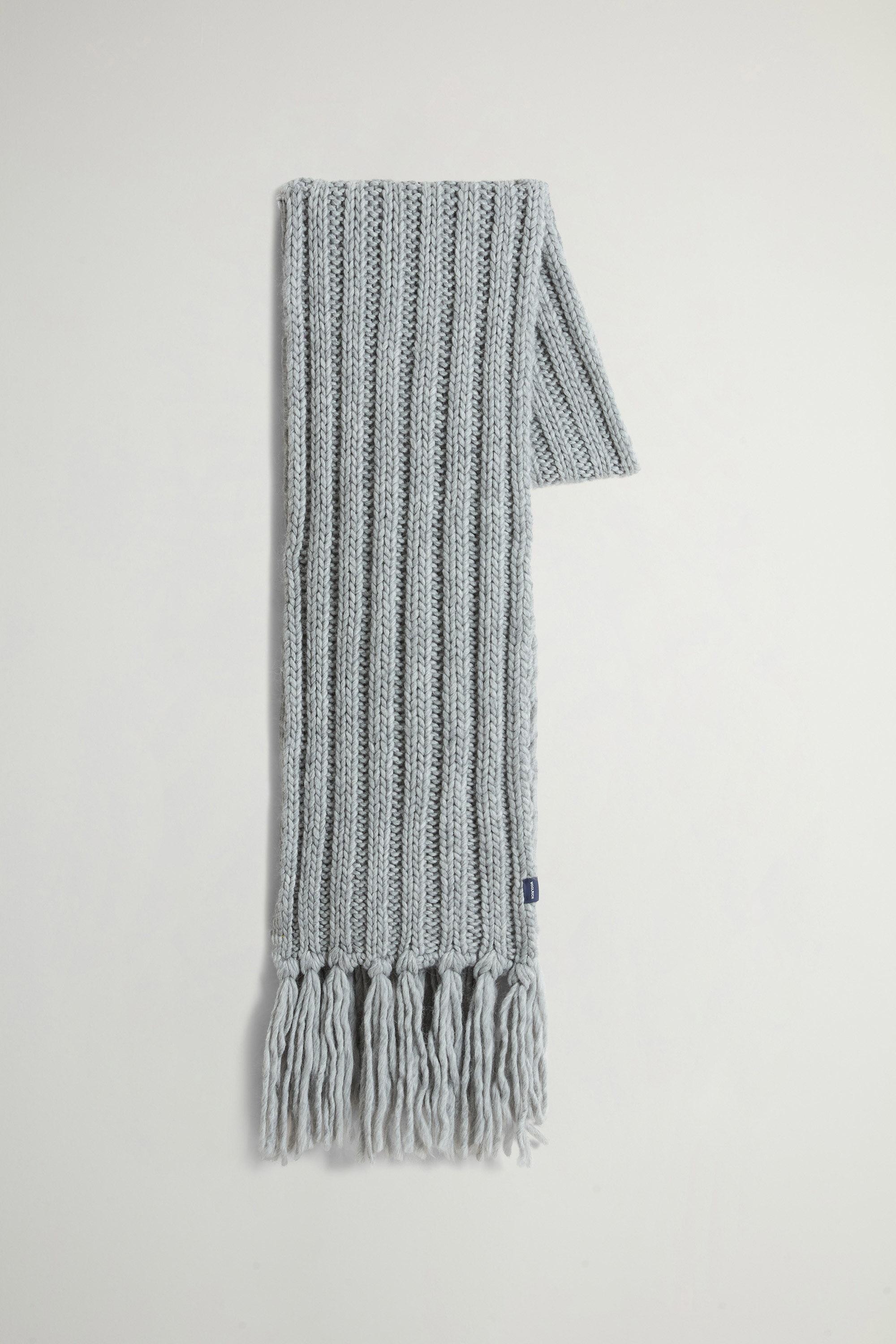 Chunky Scarf in Ribbed Wool and Alpaca Blend Gray photo 1 | Woolrich