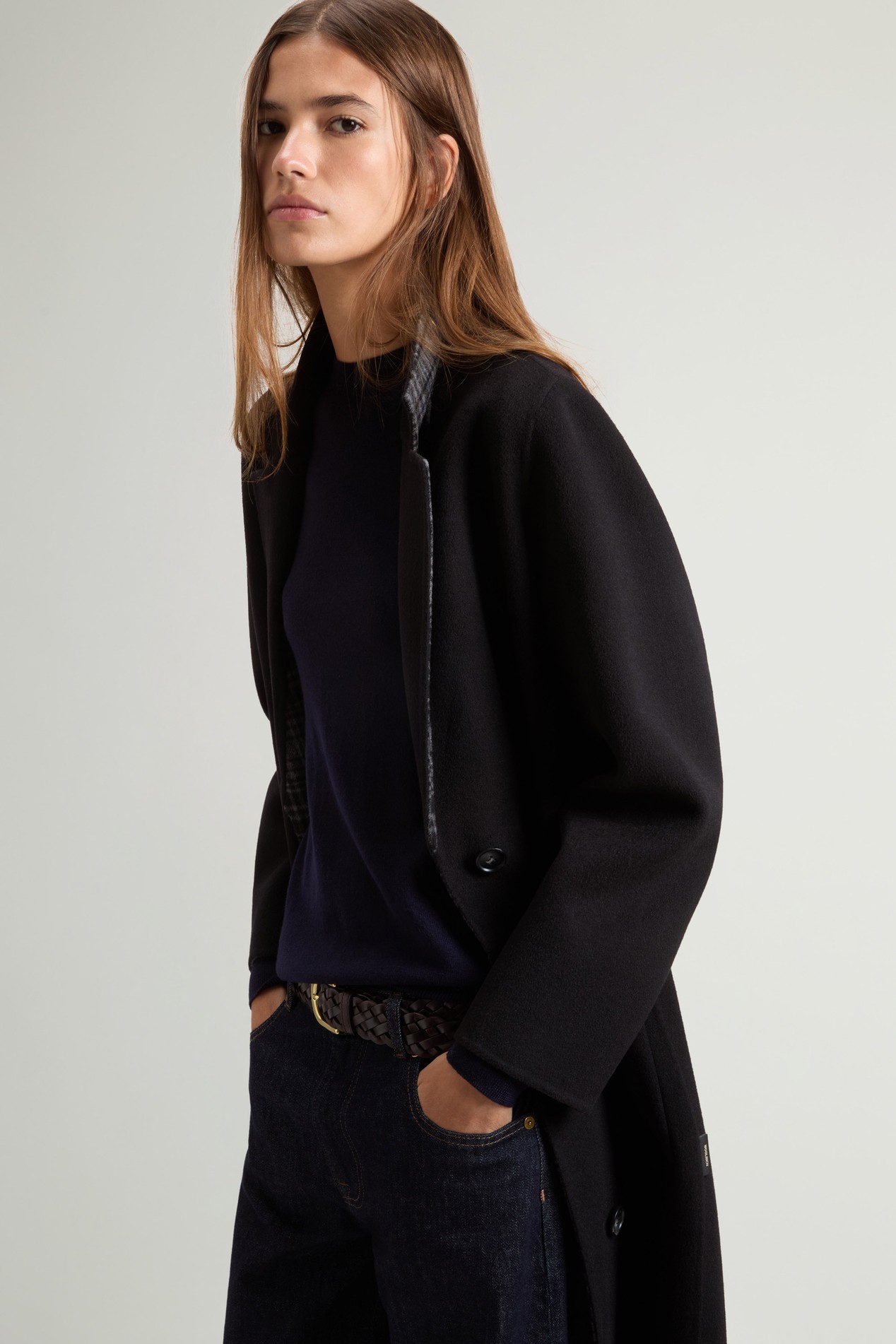 Coat in Double-Face Pure Wool Black photo 4 | Woolrich