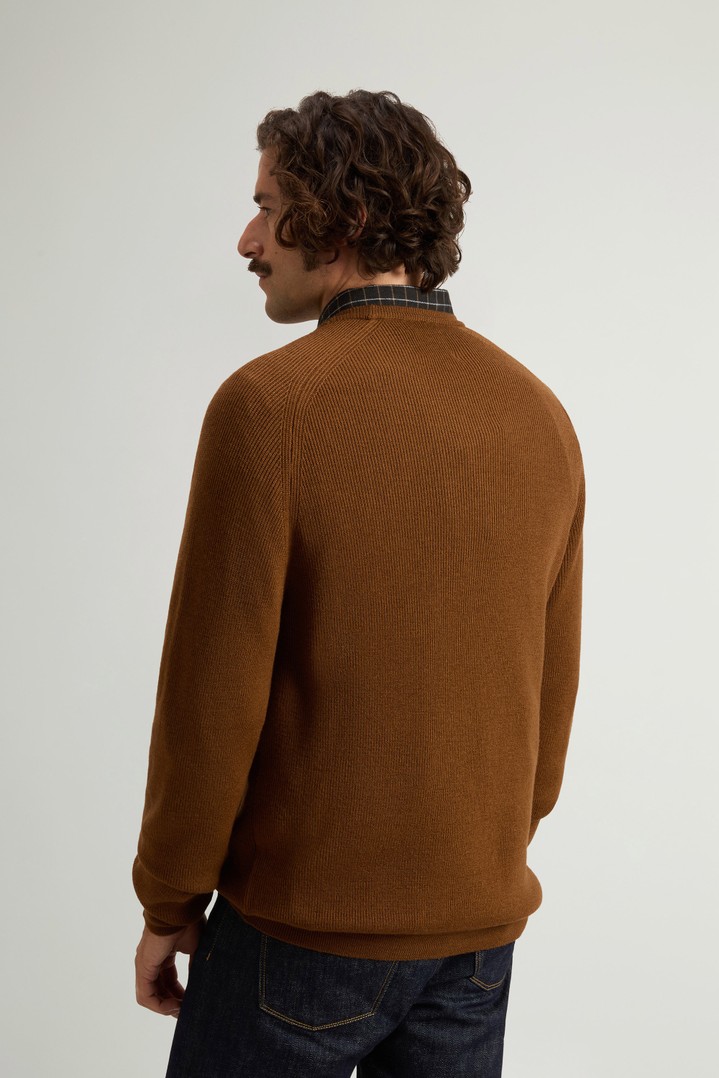 Crewneck Sweater in Pure Merino Virgin Wool Brown photo 3 | Woolrich