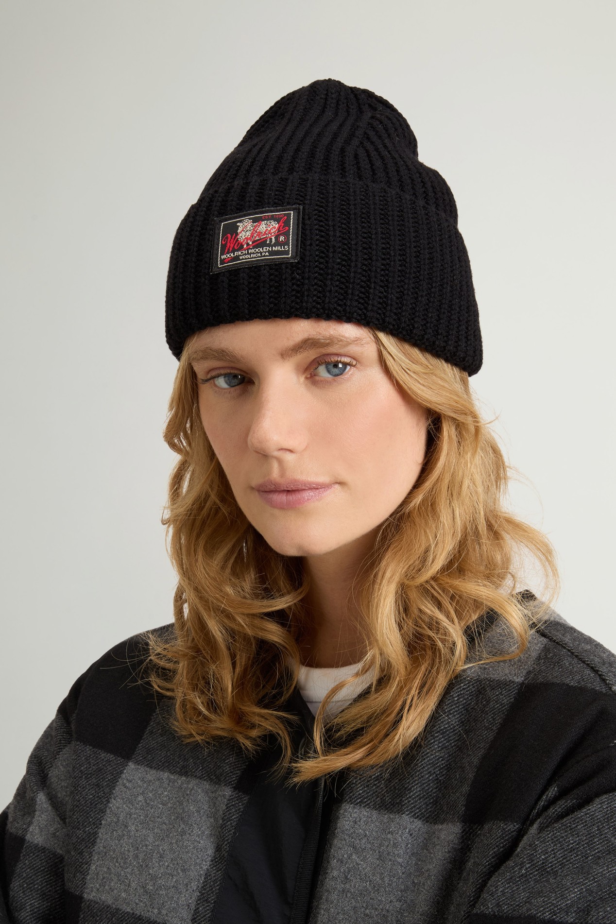 FINE MERINOS LOGO BEANIE Noir photo 1 | Woolrich