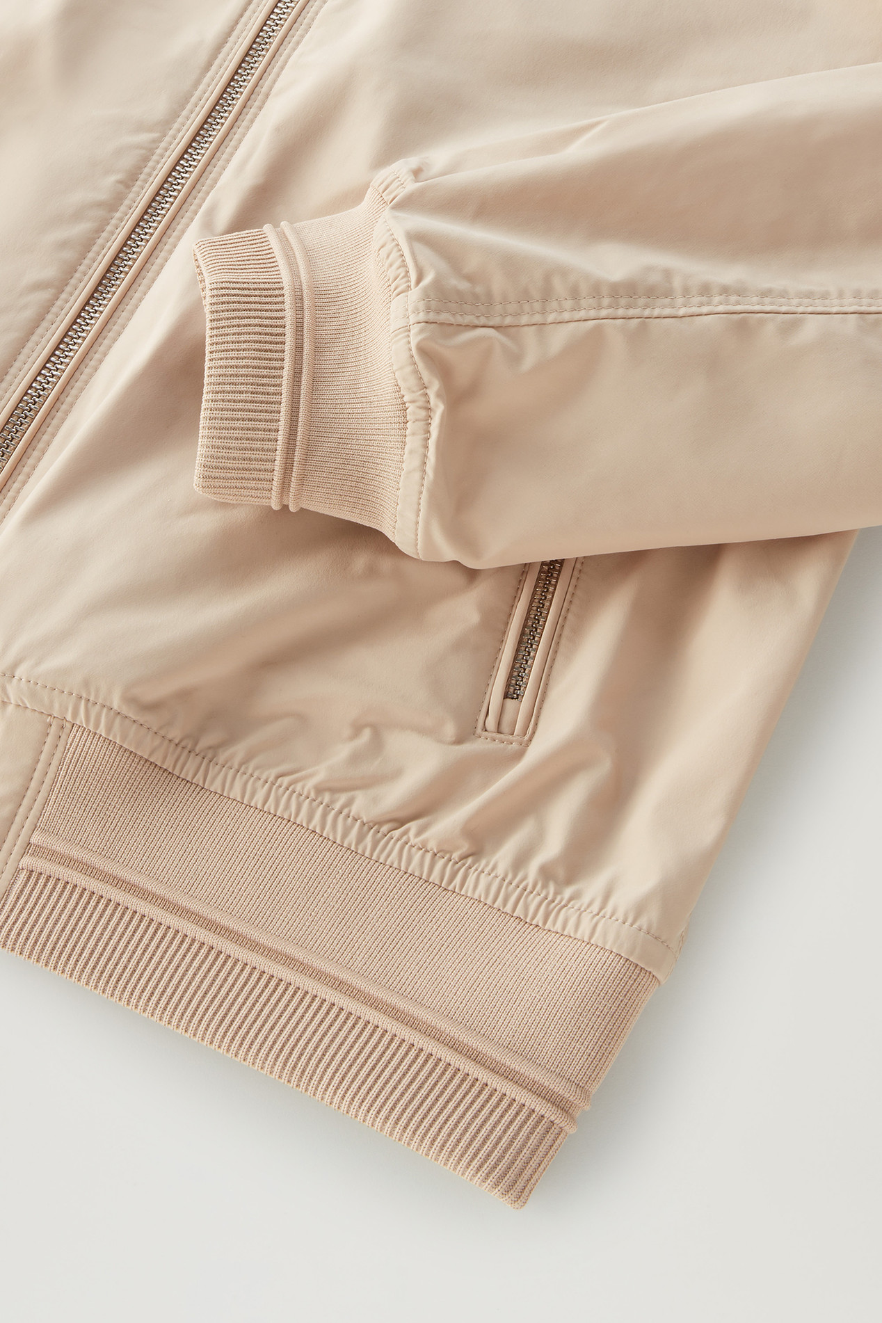 Summer Bomber in Urban Touch Beige photo 4 | Woolrich
