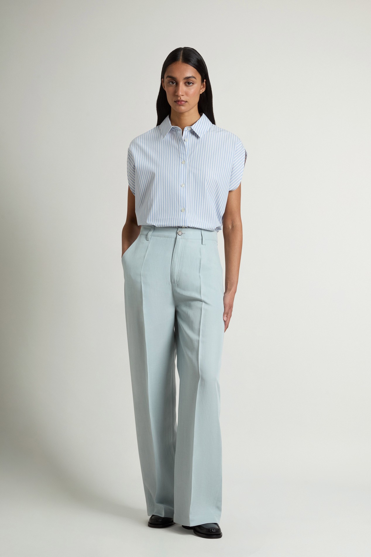 Pants in Linen Blend Blue photo 1 | Woolrich