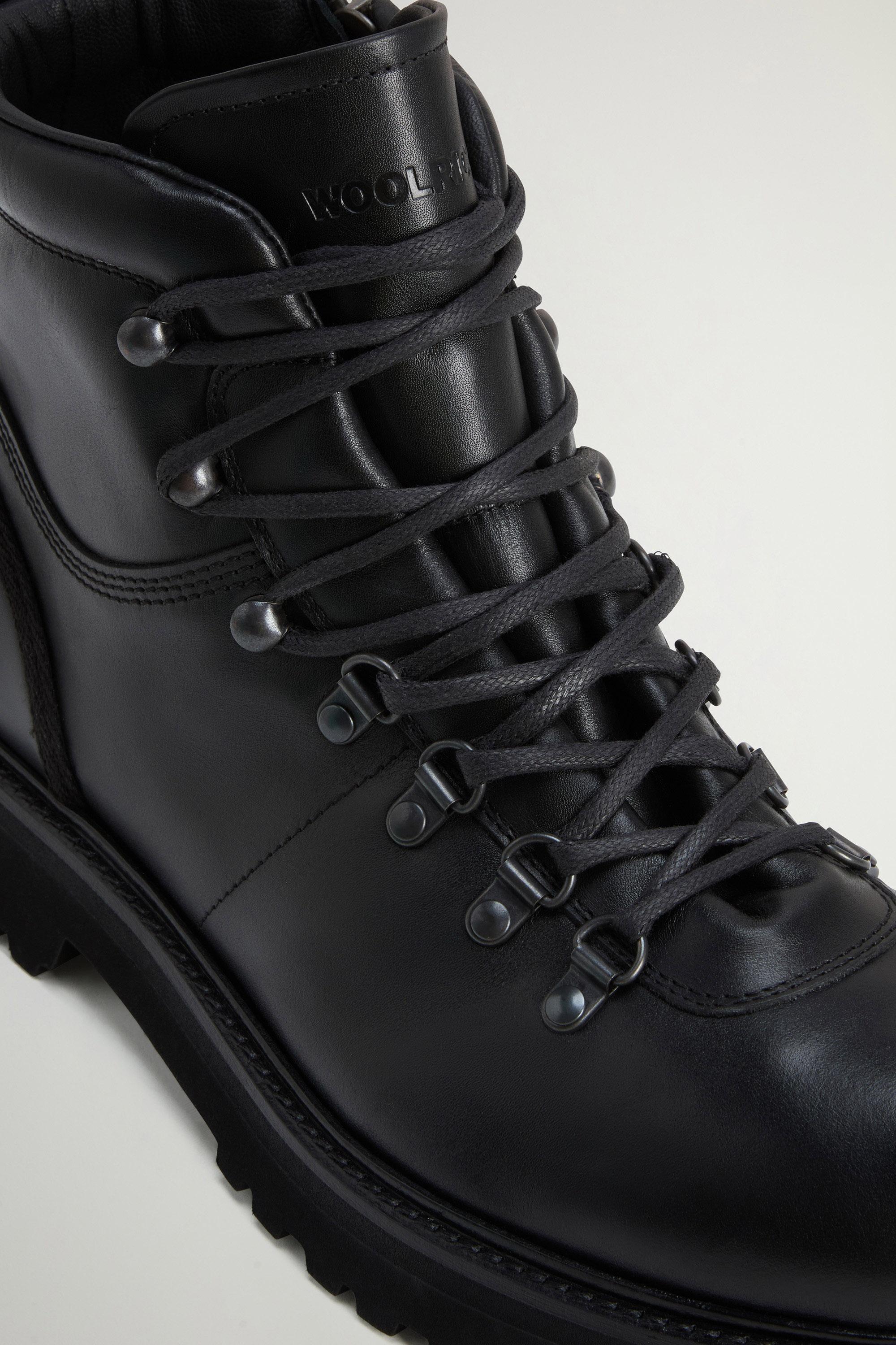 HIKING BOOT Black photo 5 | Woolrich