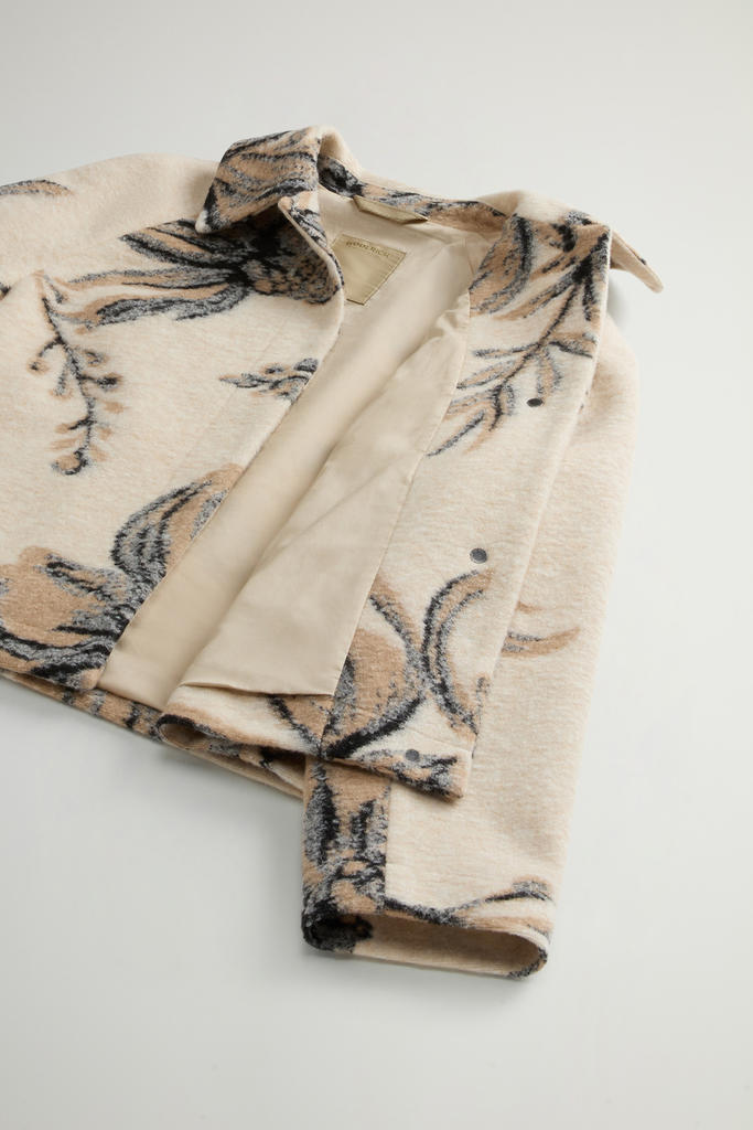 Overshirt in Italian Wool-Blend with Floral Pattern Beige photo 8 | Woolrich