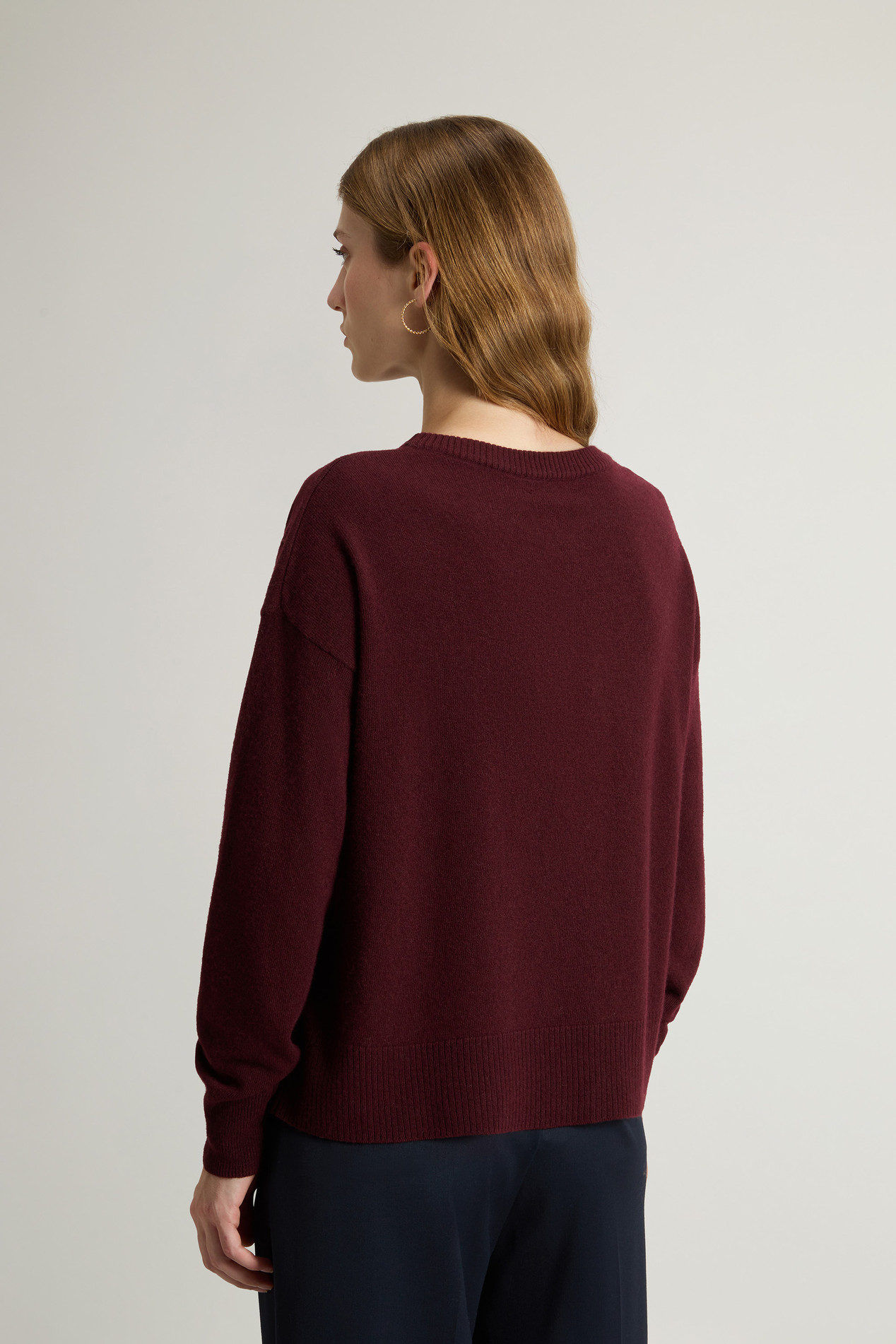Crewneck Sweater in Virgin Wool and Cashmere Blend Burgundy photo 3 | Woolrich