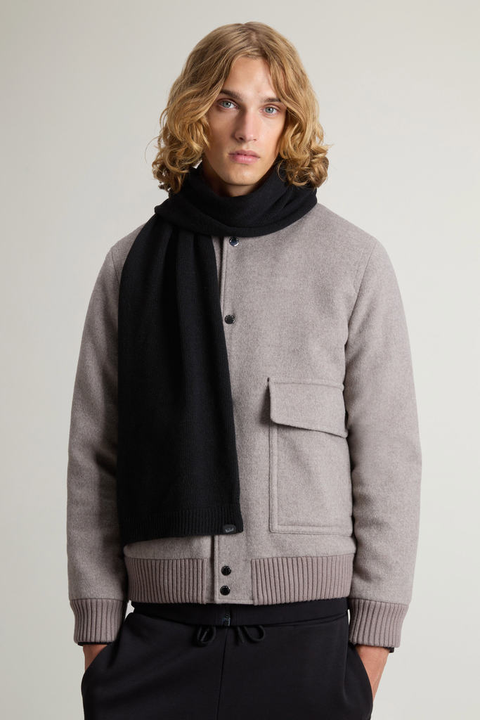 Scarf in Wool Blend Black photo 8 | Woolrich