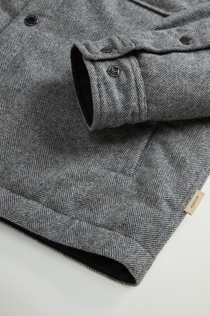 Alaskan Check Overshirt in Recycled Italian Wool Blend Gray photo 7 | Woolrich