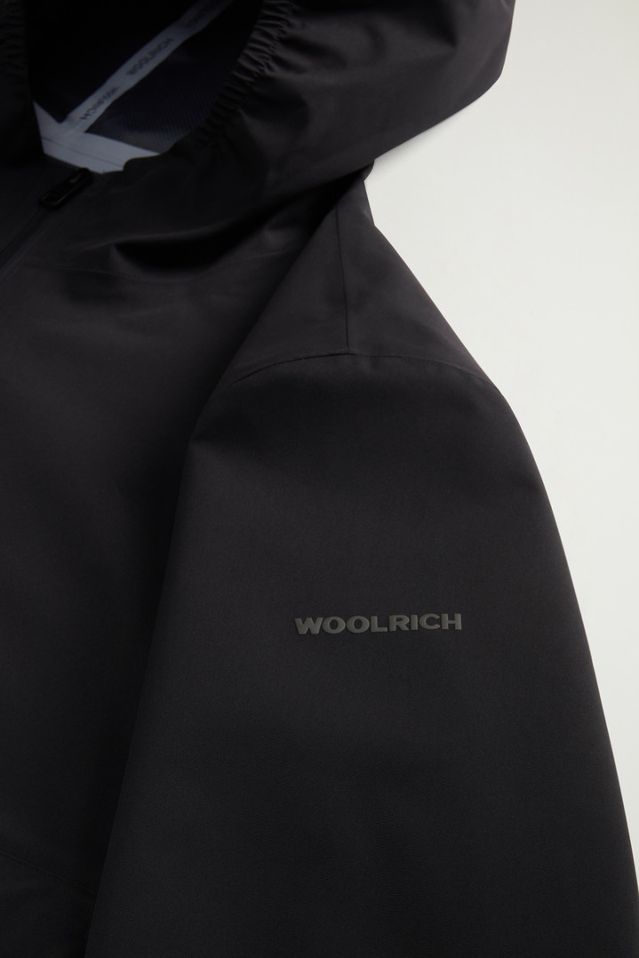 Waterproof Pacific Jacket in Two-Layered Fabric Black photo 7 | Woolrich