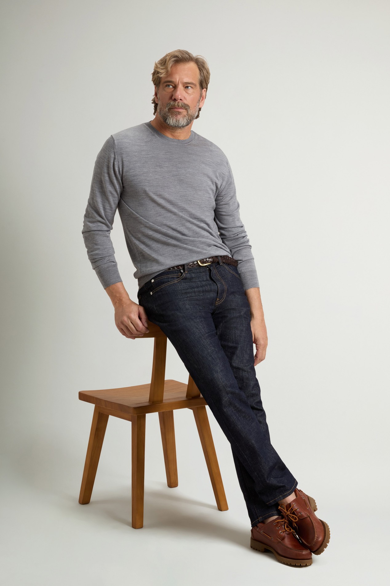 Crewneck Sweater in Pure Merino Virgin Wool Gray photo 2 | Woolrich
