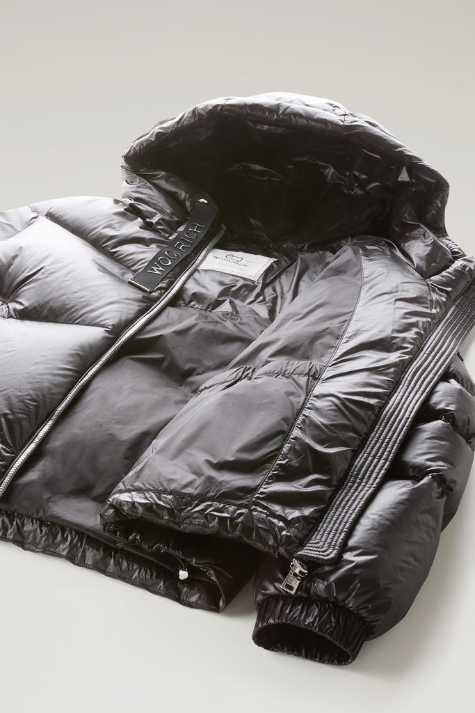 Aliquippa Short Down Jacket in Glossy Nylon Black photo 6 | Woolrich